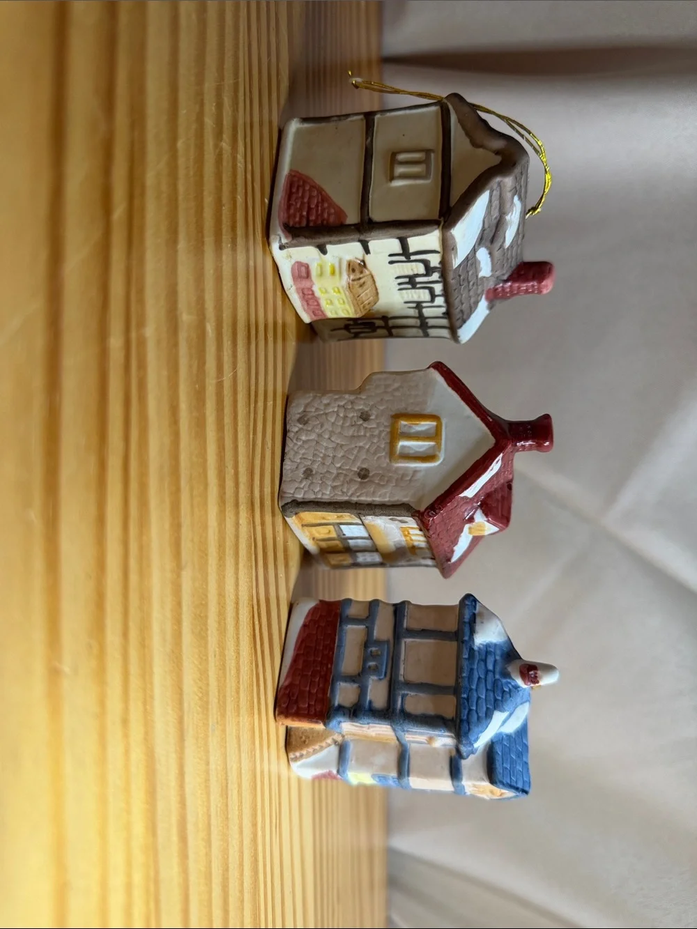 Vintage House of Lloyd Old English Village Ornaments Set of 3 Boxed